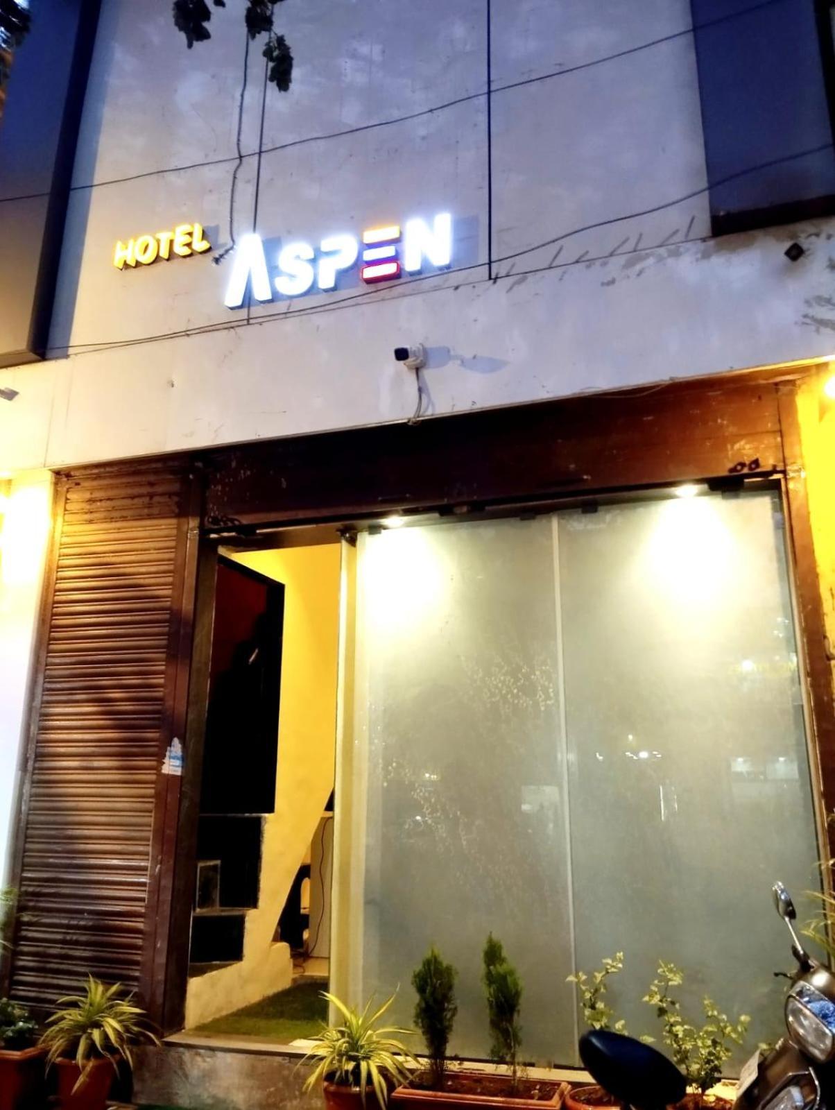 Hotel Aspen Mumbai Exterior photo