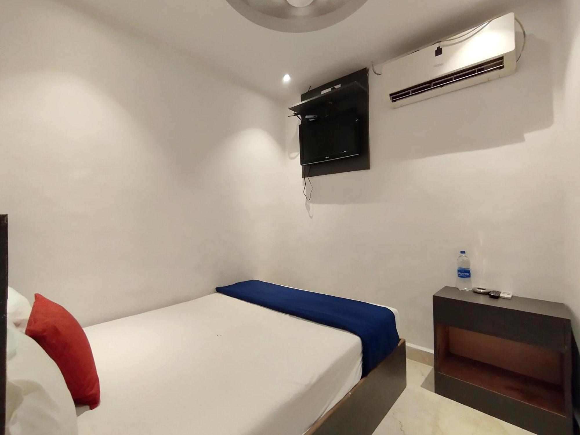 Hotel Aspen Mumbai Exterior photo