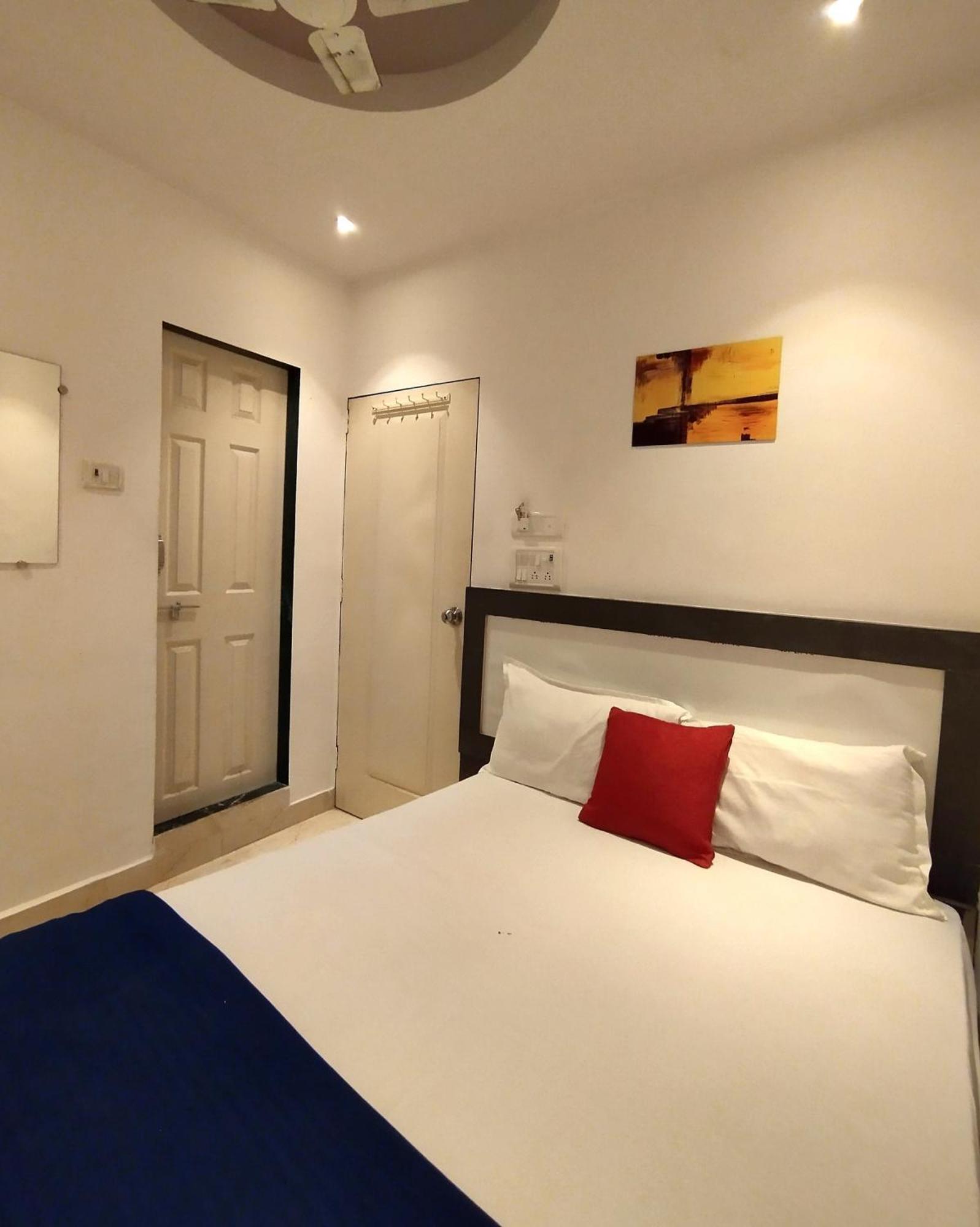 Hotel Aspen Mumbai Exterior photo
