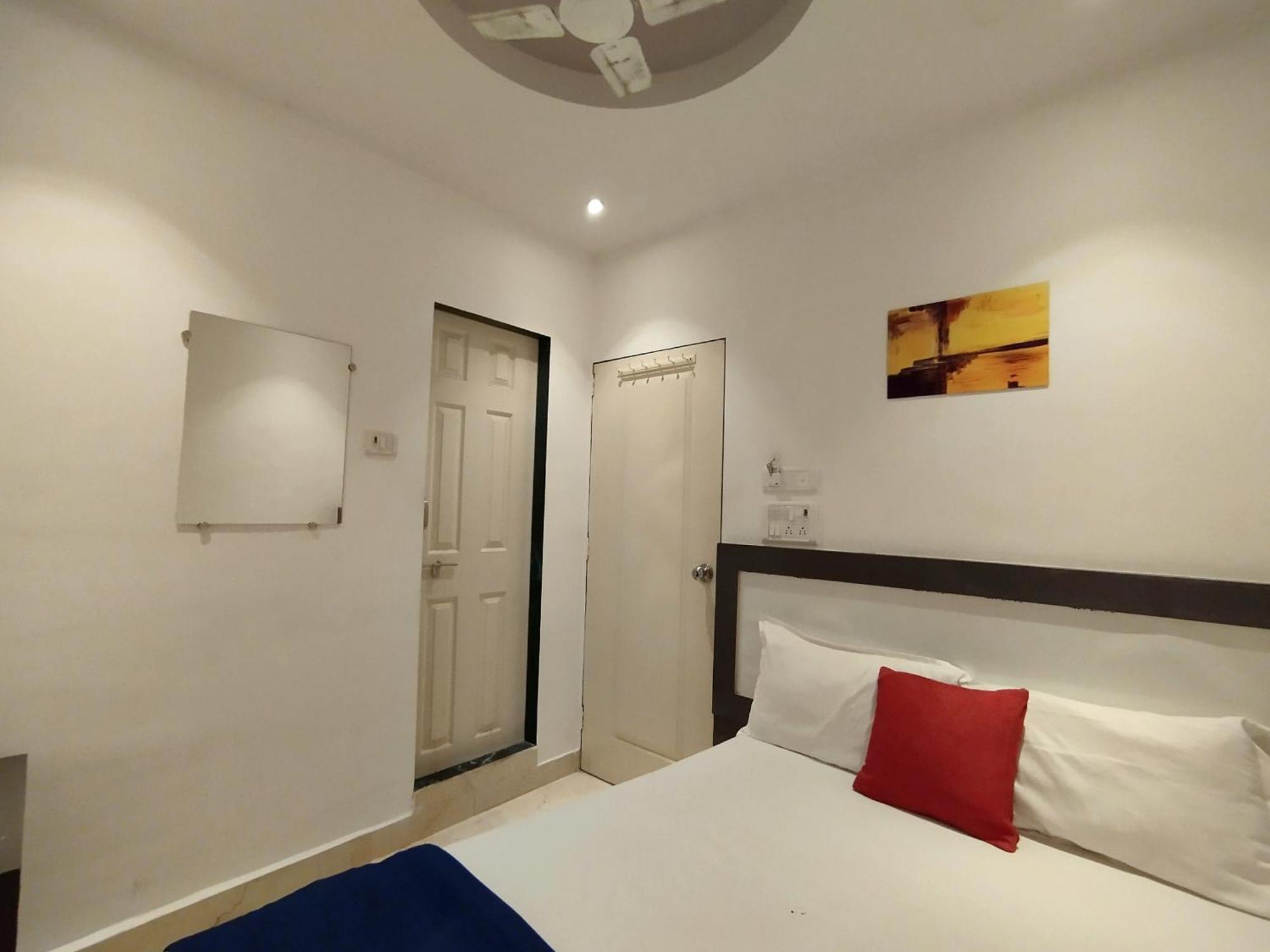 Hotel Aspen Mumbai Exterior photo