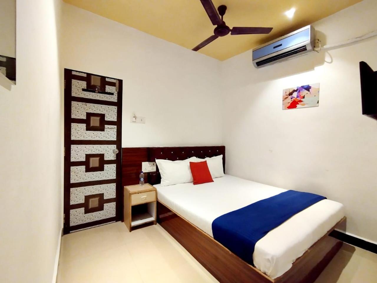Hotel Aspen Mumbai Exterior photo